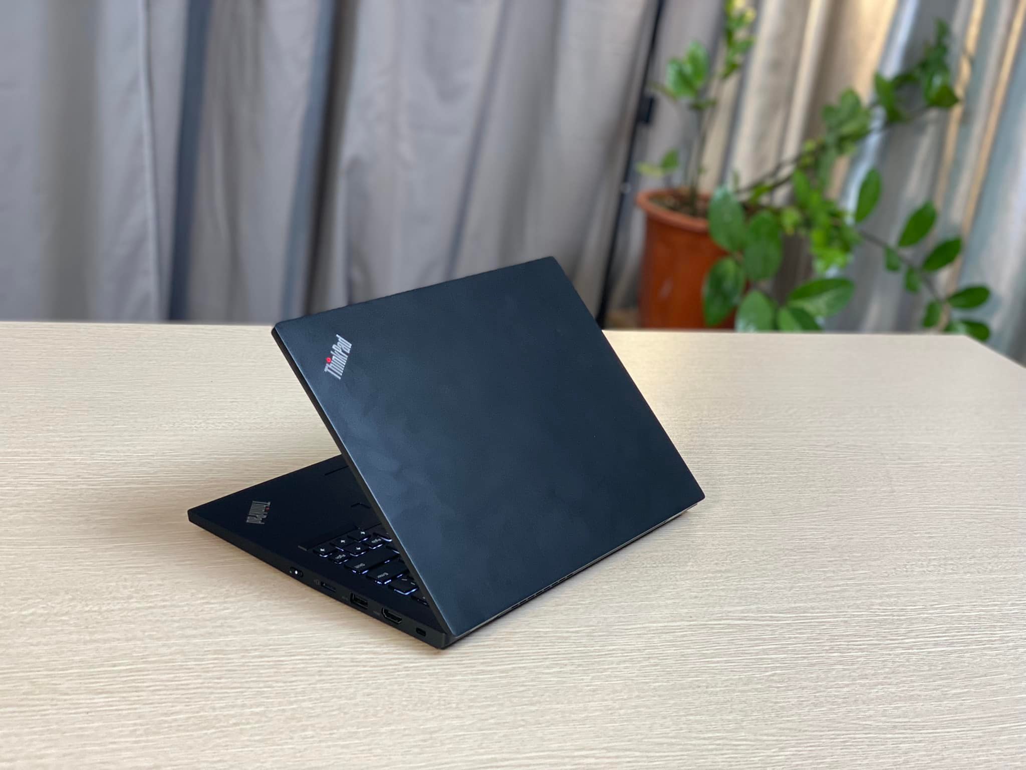 Laptop Lenovo Thinkpad S2 Gen 6-9.jpeg